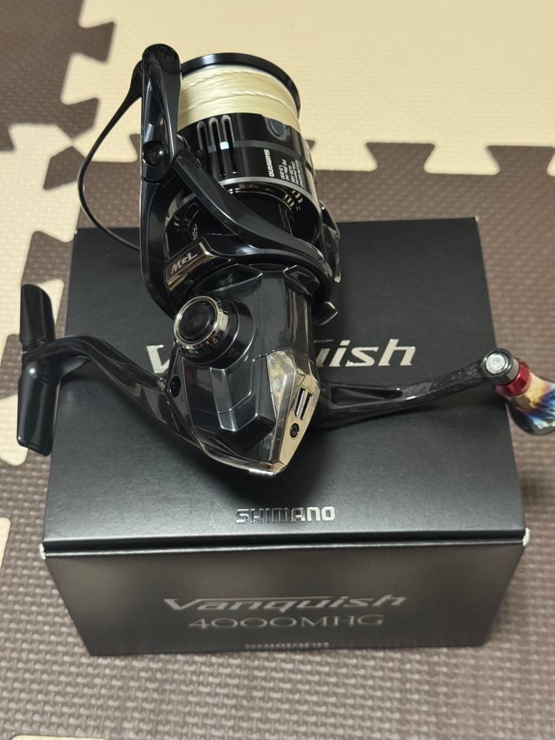 19ヴァンキッシュ 4000mhg シマノ　スピニングリール　シーバス