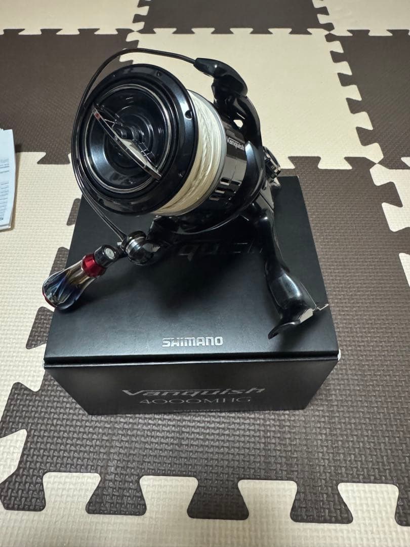 19ヴァンキッシュ 4000mhg シマノ　スピニングリール　シーバス