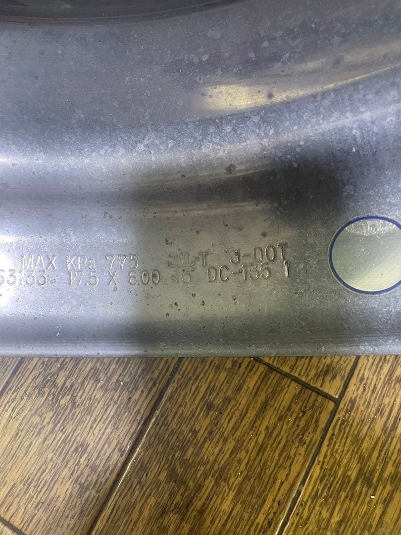 アルコア　中古アルミホイール　6.00×17.5 6穴　135