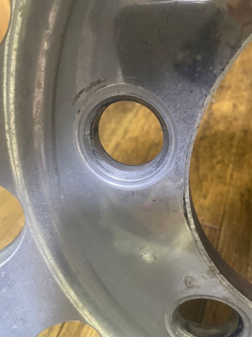 アルコア　中古アルミホイール　6.00×17.5 6穴　135