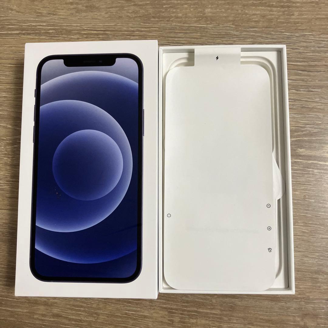 【美品】Apple iPhone 12ブラック 本体