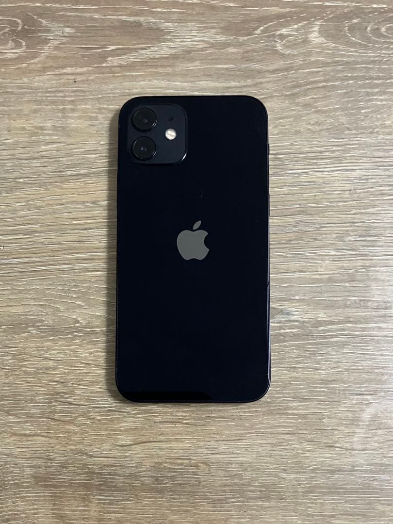 【美品】Apple iPhone 12ブラック 本体
