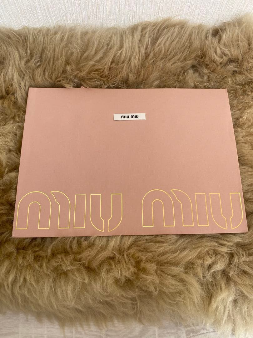 最終値下げ！MIU MIU ロゴハット