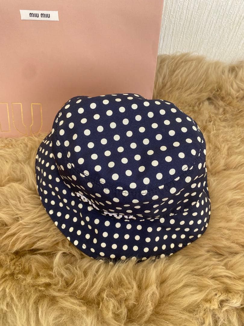 最終値下げ！MIU MIU ロゴハット