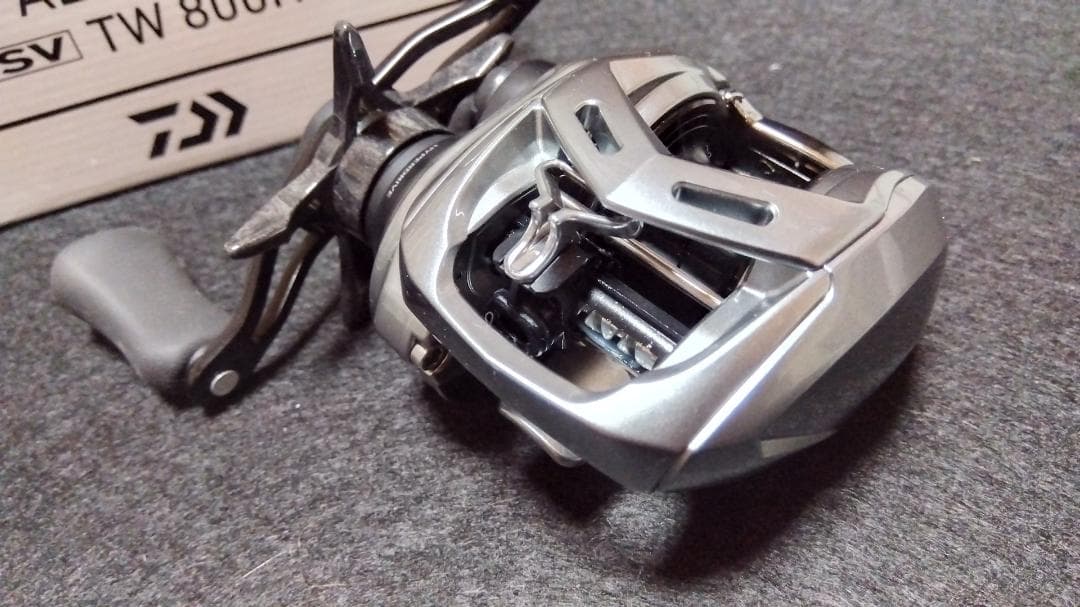ダイワ アルファス SV TW800H 今月購入！試投げのみ！2021年モデル