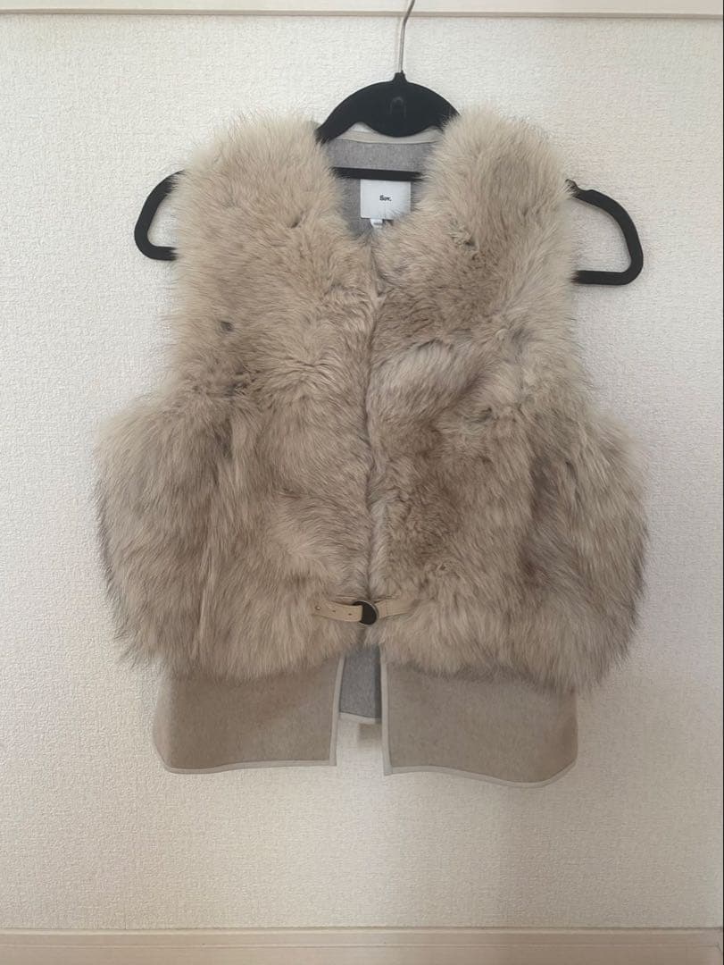 Happy panda 　Sov. フォックスファーパイピングベスト