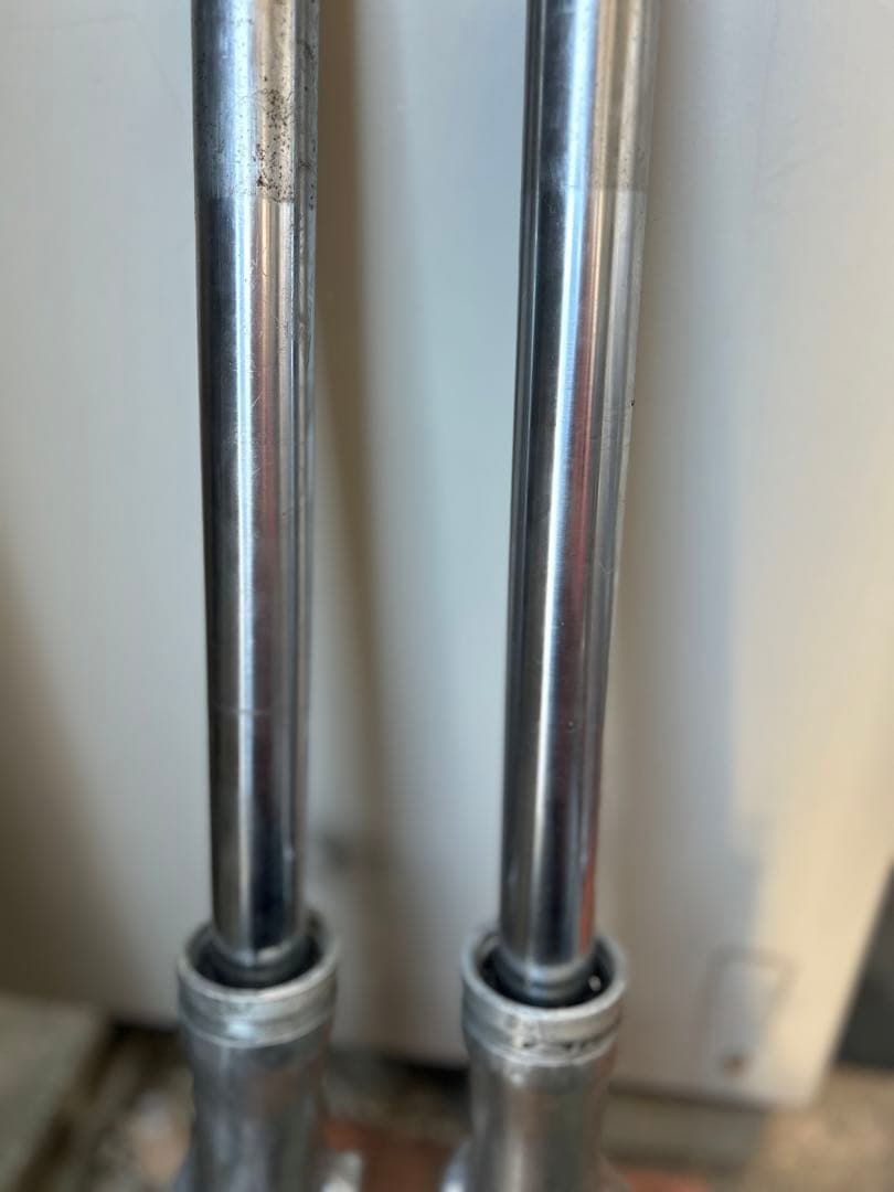 GT550 フロントフォーク　35パイ