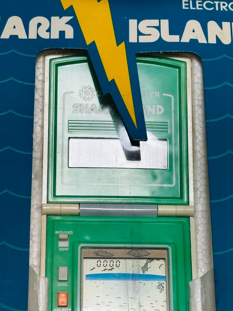 バンダイ lsi 恐怖の無人島 外国版 シャークアイランド