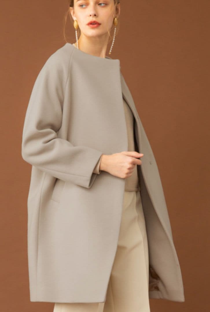 ユナイテッドトウキョウ ハイネックコクーンコート