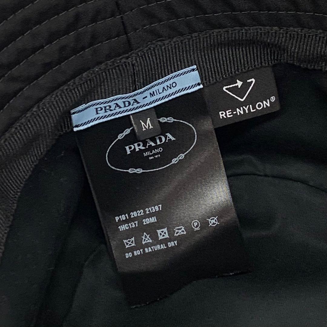 プラダ ナイロン トライアングル バケットハット ブラック