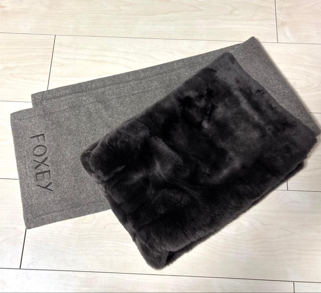 希少！FOXEY フォクシー　ヌートリア付き カシミヤ　ストール　マフラー