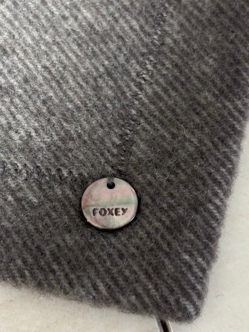 希少！FOXEY フォクシー　ヌートリア付き カシミヤ　ストール　マフラー