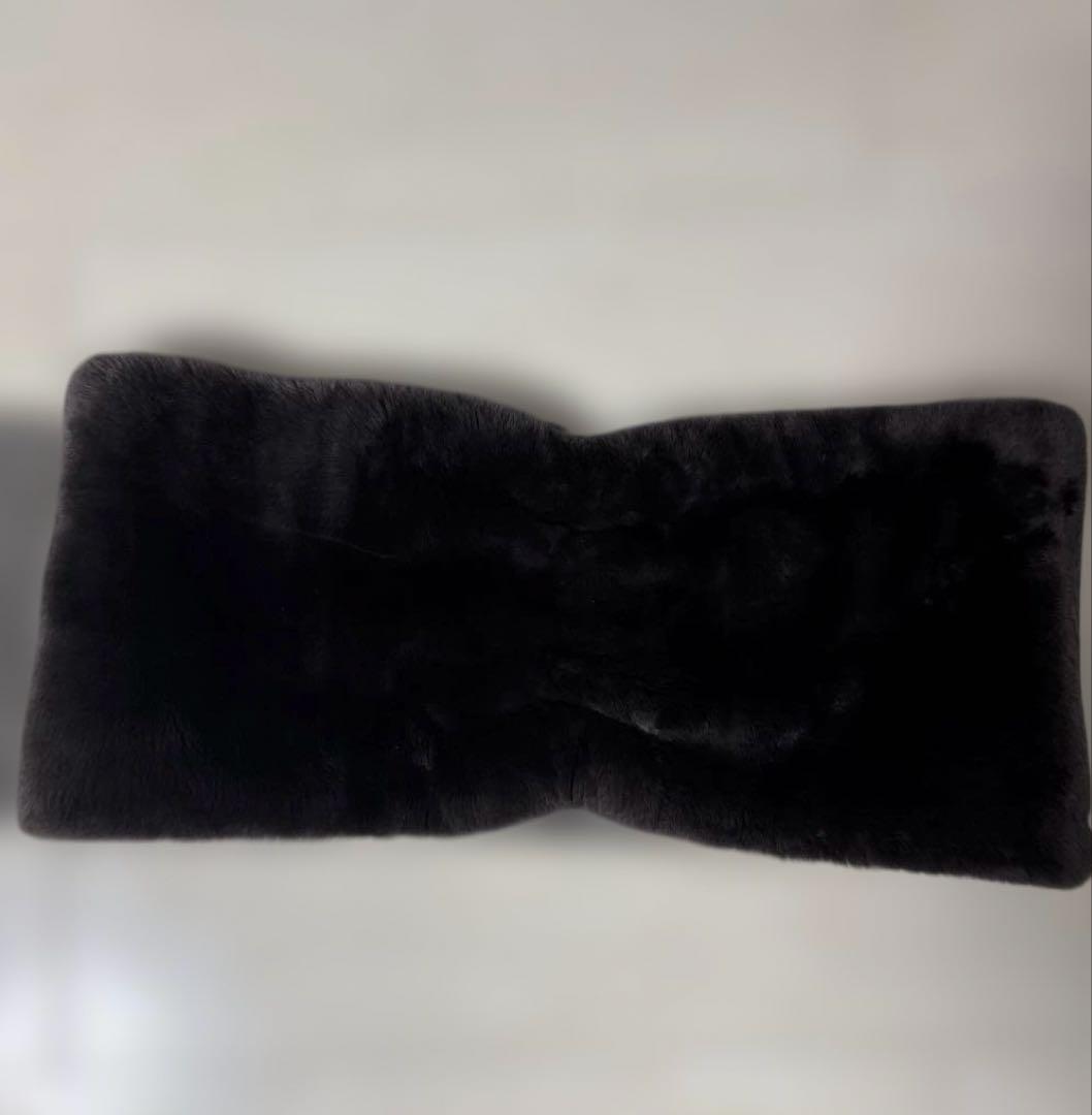 希少！FOXEY フォクシー　ヌートリア付き カシミヤ　ストール　マフラー