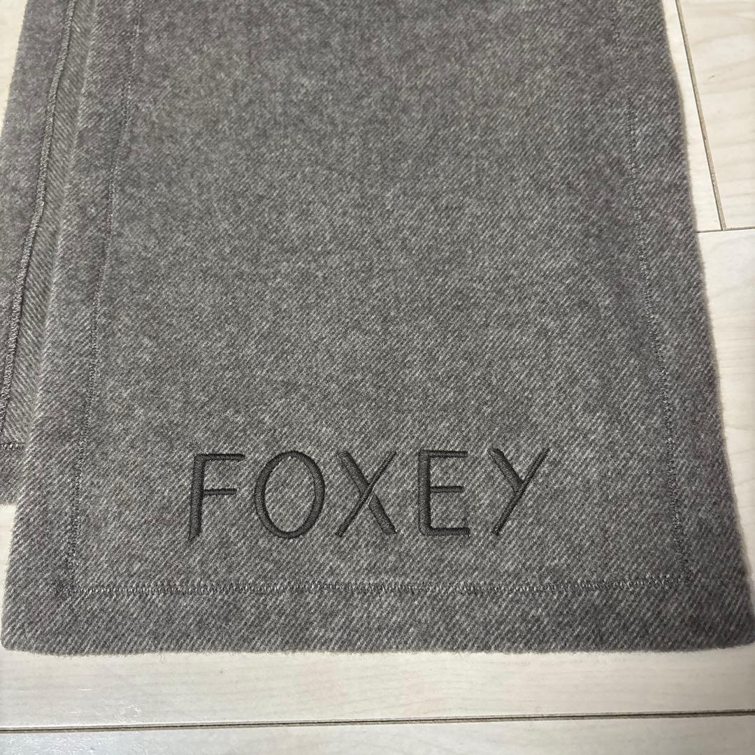 希少！FOXEY フォクシー　ヌートリア付き カシミヤ　ストール　マフラー