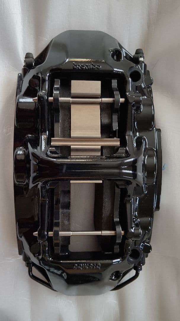 HAPPY 【未使用】ブレンボ 6ポットブレーキキャリパー