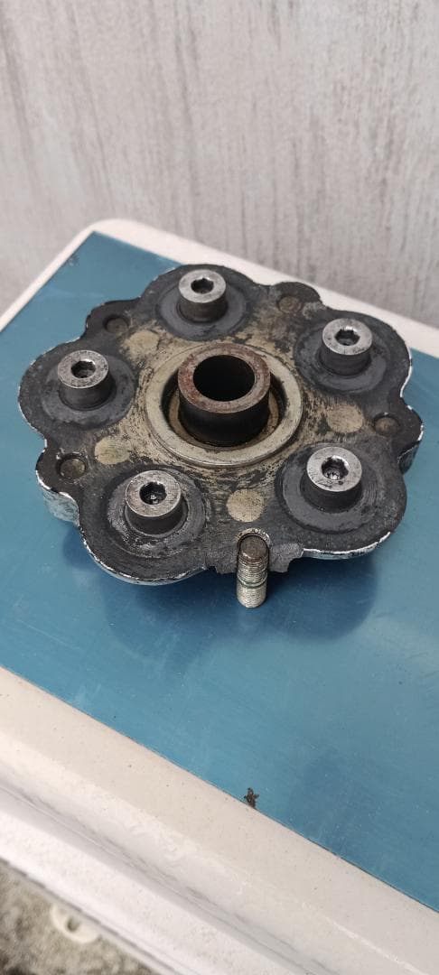 87`GSX-R1100用 ヨシムラマービックマグホイール