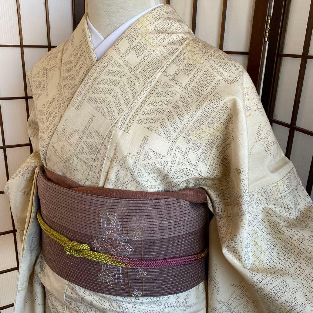 値下げ　結城紬　 板垣に竹松模様 ゆったりサイズ　 真綿紬