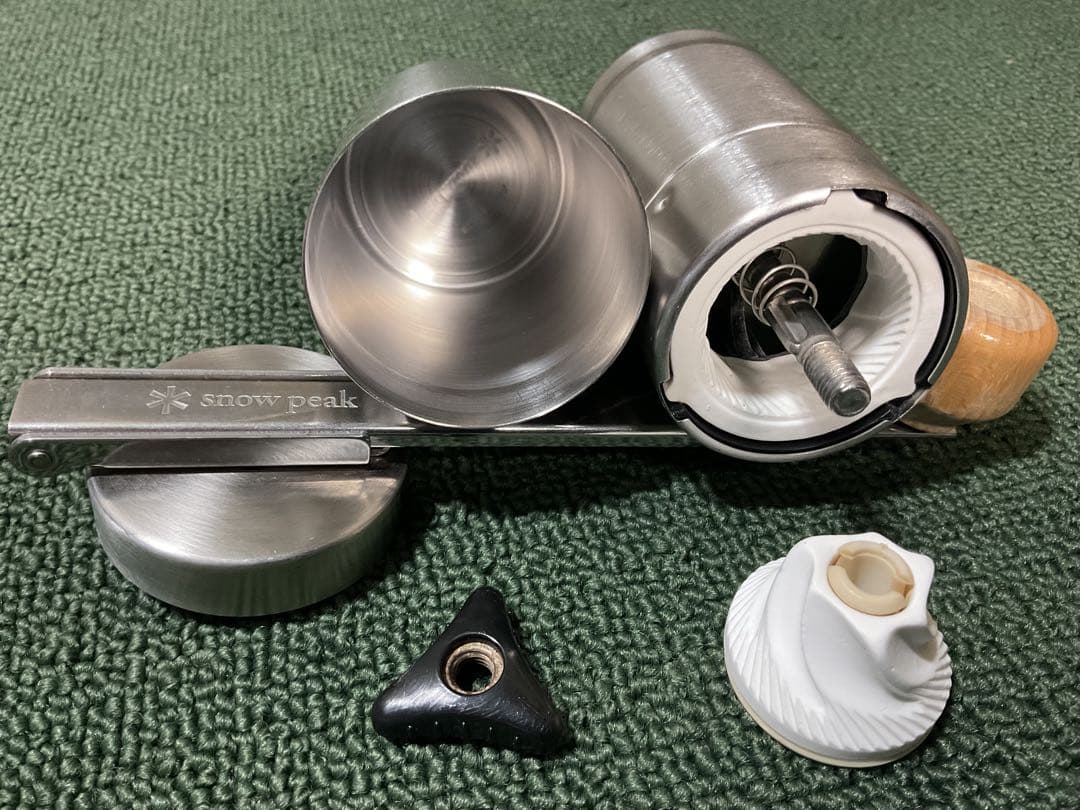 新品 フィールドコーヒーマスター ＆ 中古 フィールドバリスタミル スノーピーク