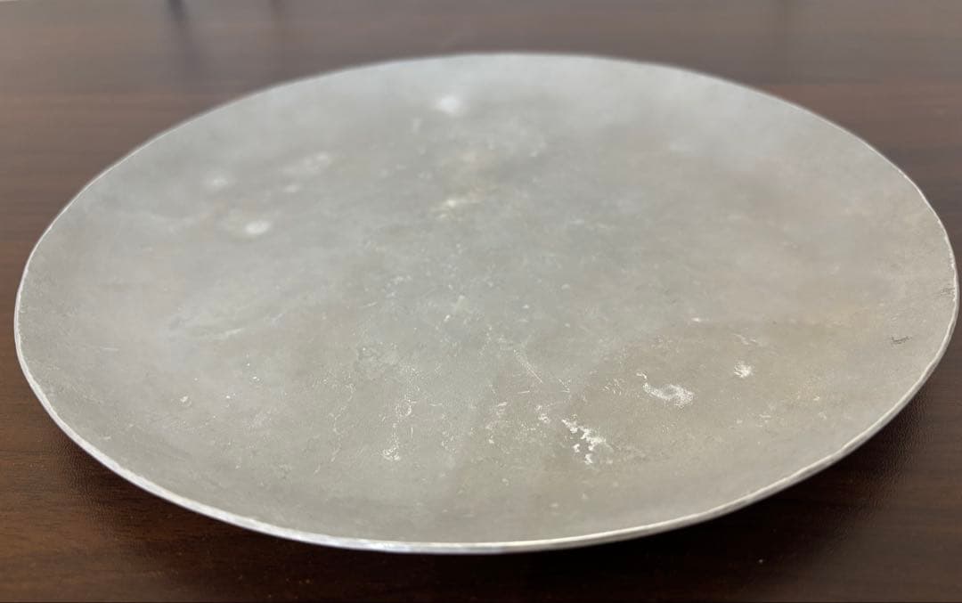 金工作家　渡辺遼　アルミニウム　平皿　ハンドメイド　お盆　花器