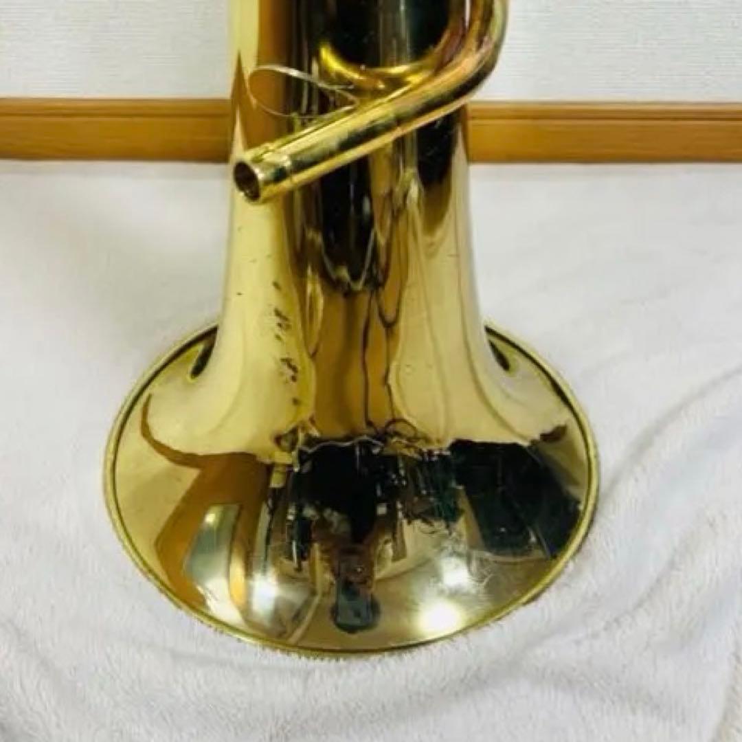 ユーフォニアム本体と楽譜・スタンドセット