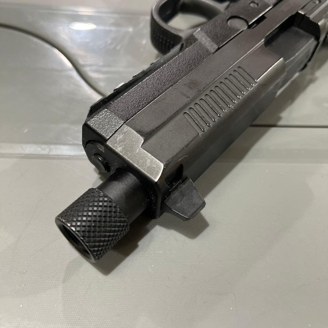 FNX-45 Tactical ガスガン 2本マガジン付き 東京マルイ