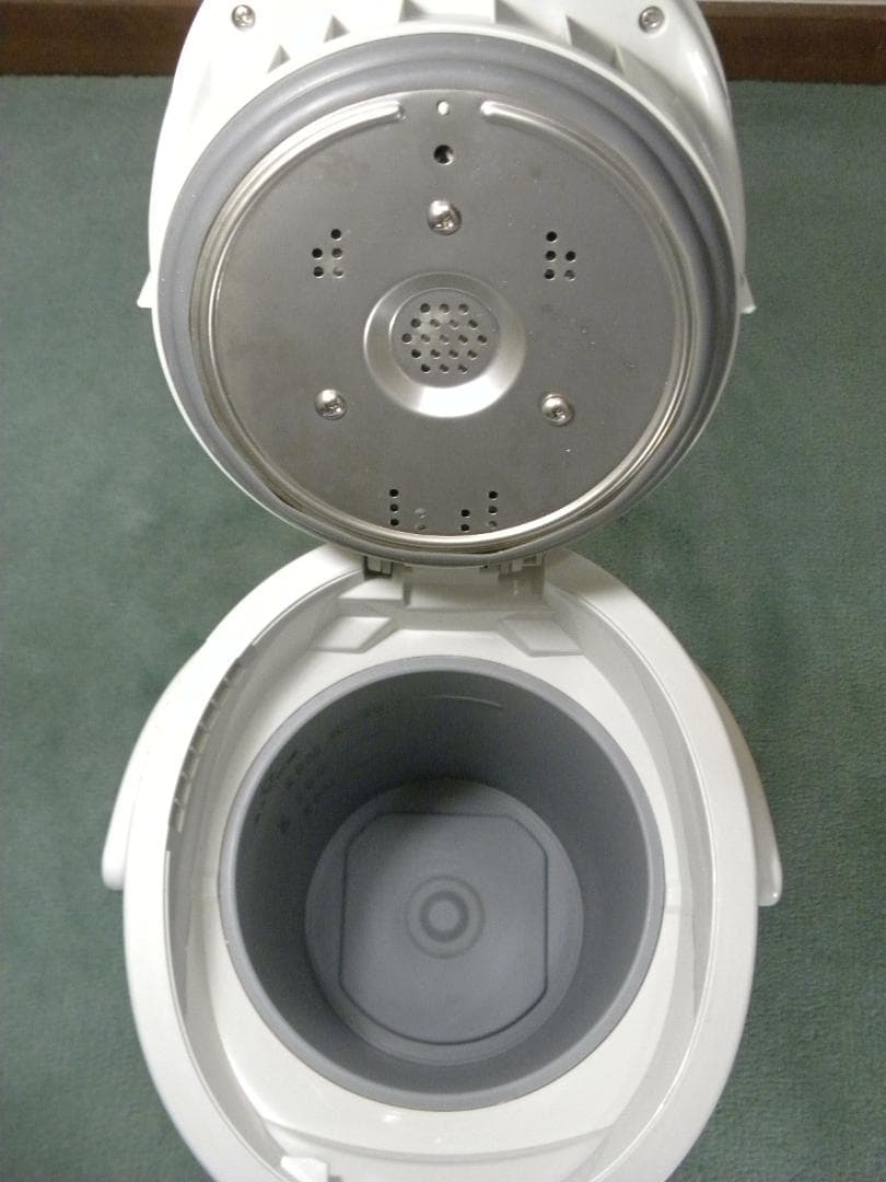 ②象印大型加湿器EE-DC50