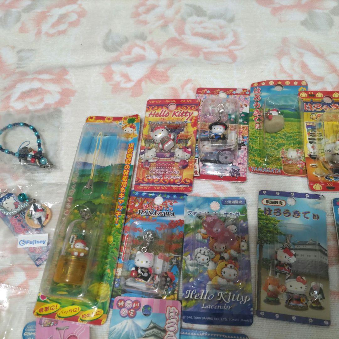 ご当地ハローキティ根付　ファスナーチャームマスコット62点