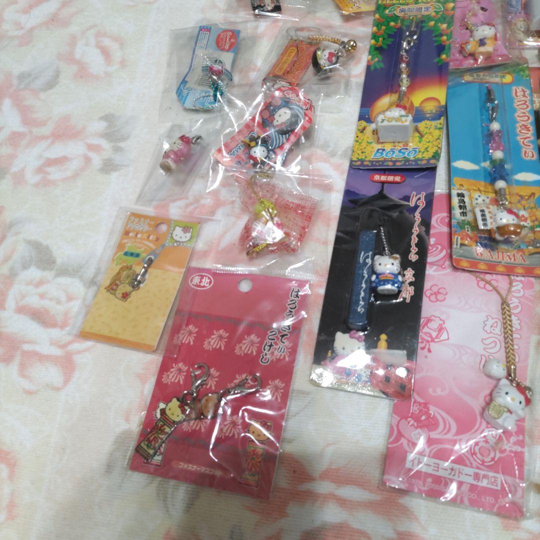 ご当地ハローキティ根付　ファスナーチャームマスコット62点