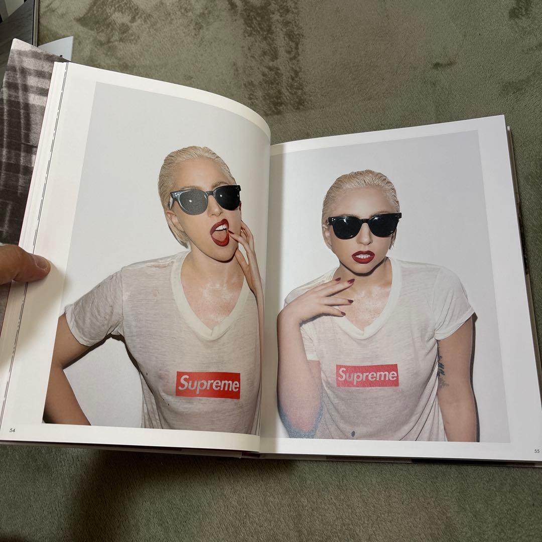 SUPREME 19AW supreme book シュプリームブック2 写真集