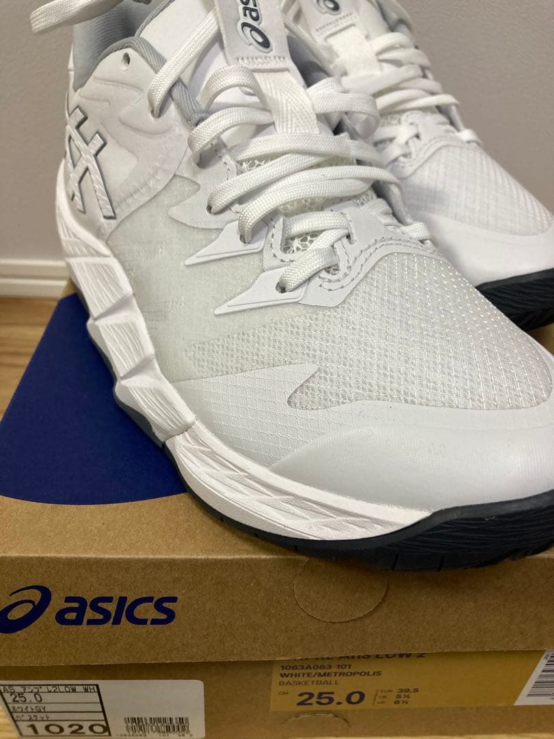 ASICS UNPRE ARS LOW 2 25.0cm ホワイト