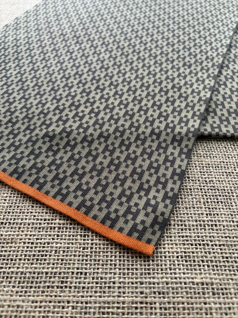 (新品未使用) HERMES マフラー