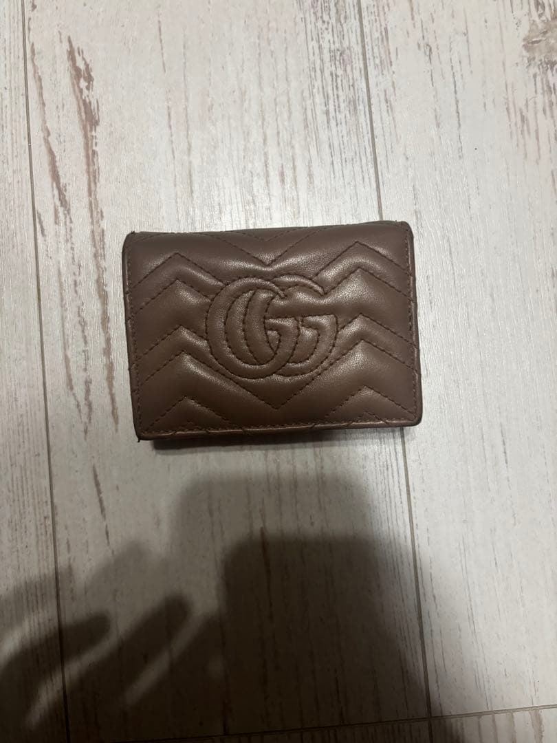 GUCCI 三つ折り財布