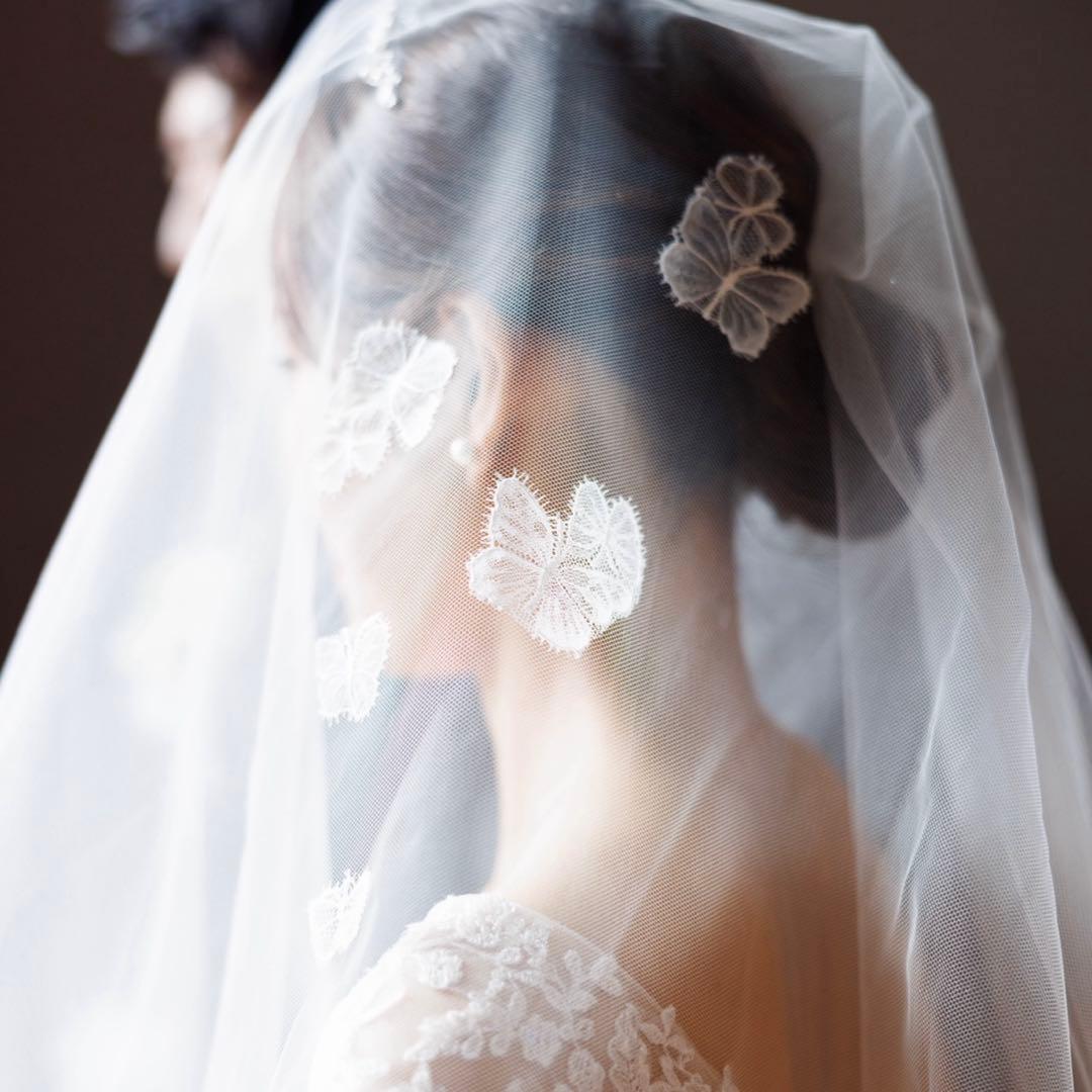 トリートドレッシング　ロングベール　蝶々と花