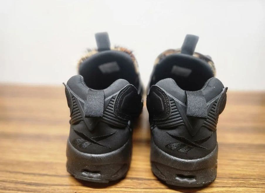 リーボック　インスタポンプフューリー　アニマルパック　豹柄