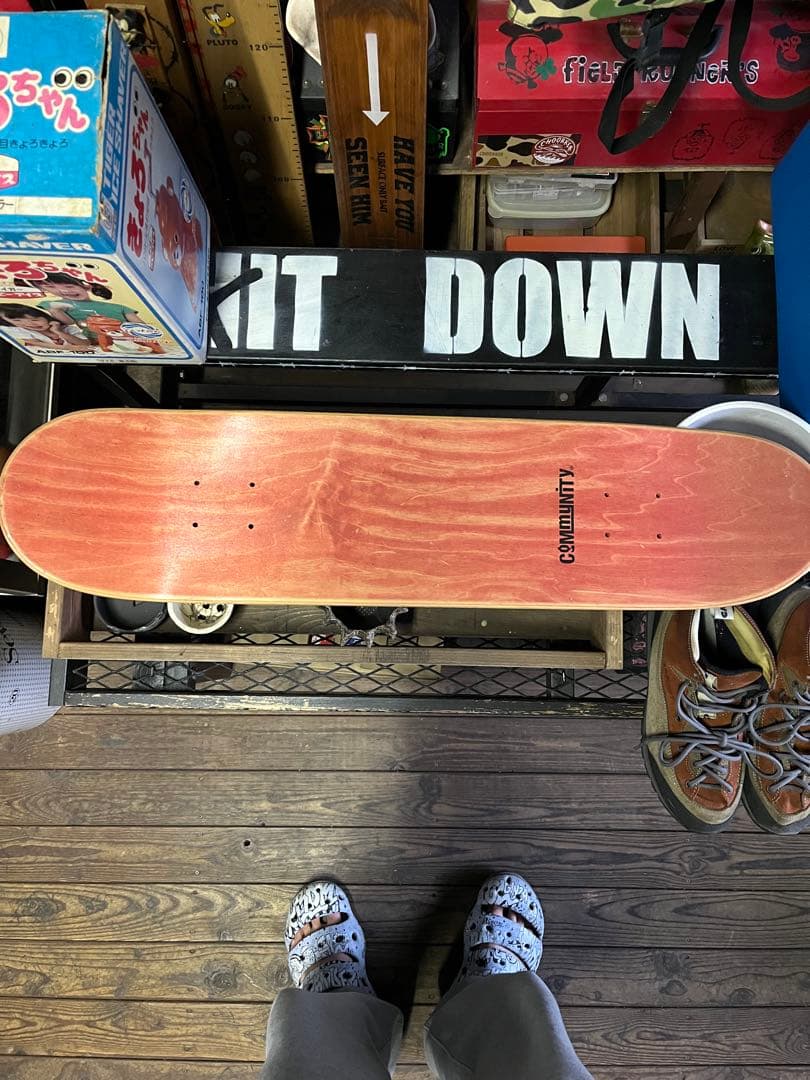 Community スケートボード デッキ 赤黒