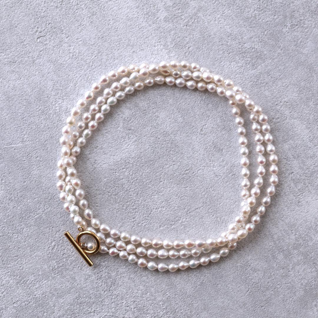 ゆうくまページ　ベビーパールロングネックレス