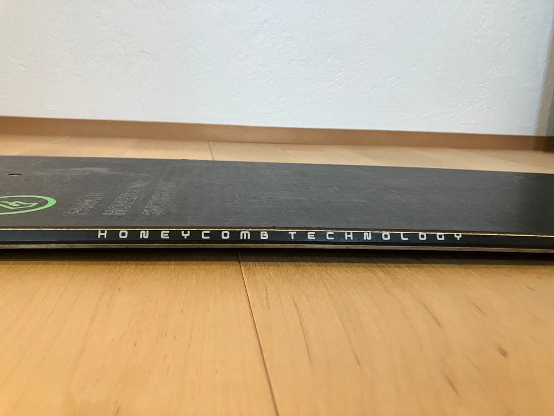 UN-LTD スノーボード 板　ファナテック　黒　154cm