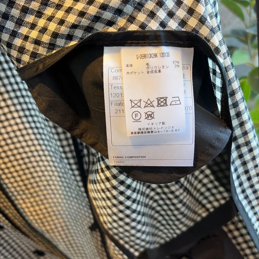 未使用品　タリアトーレTAGLIATORE ジャケット　42