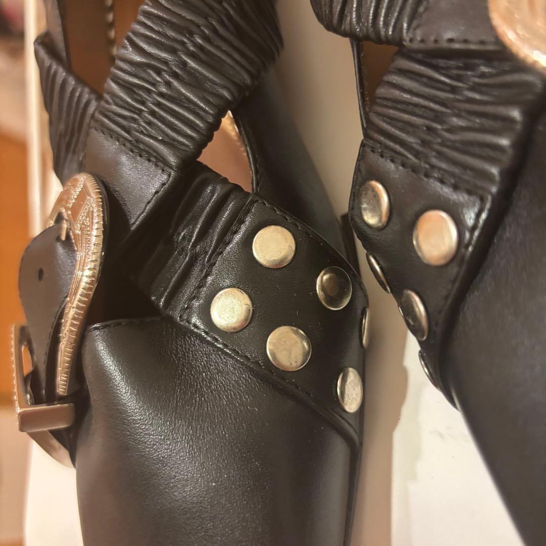 TOGA PULLA ブラックフラットシューズ