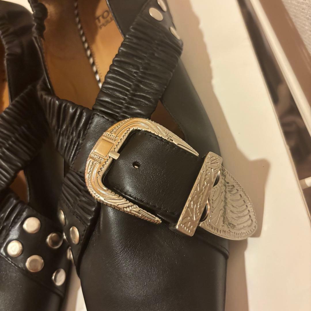 TOGA PULLA ブラックフラットシューズ