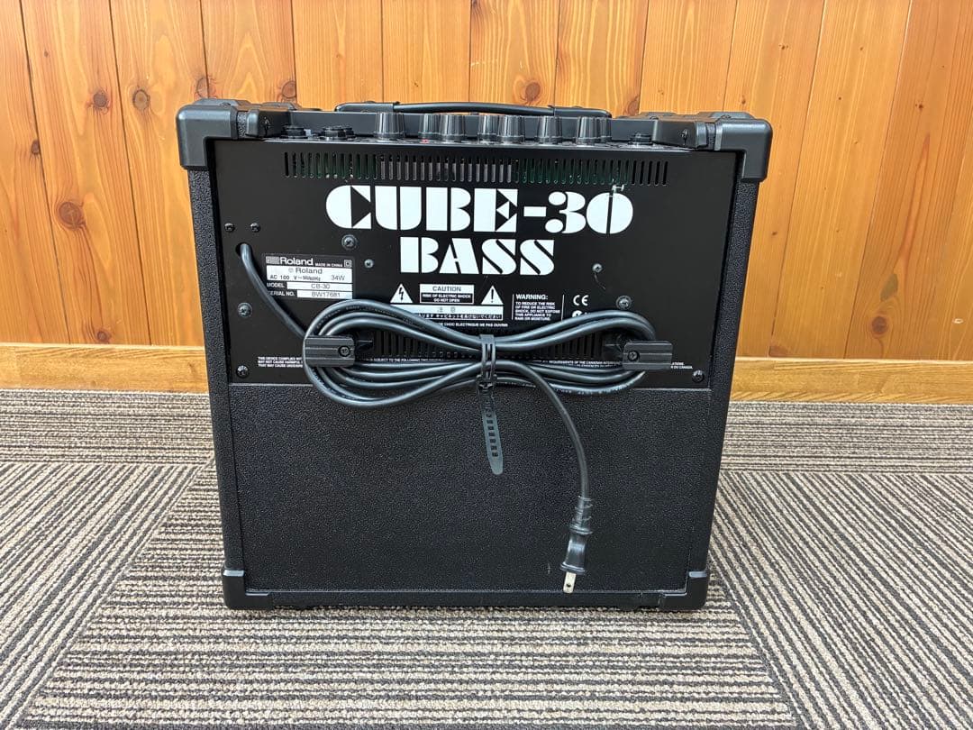 Roland CUBE-30 BASS ベース用アンプ