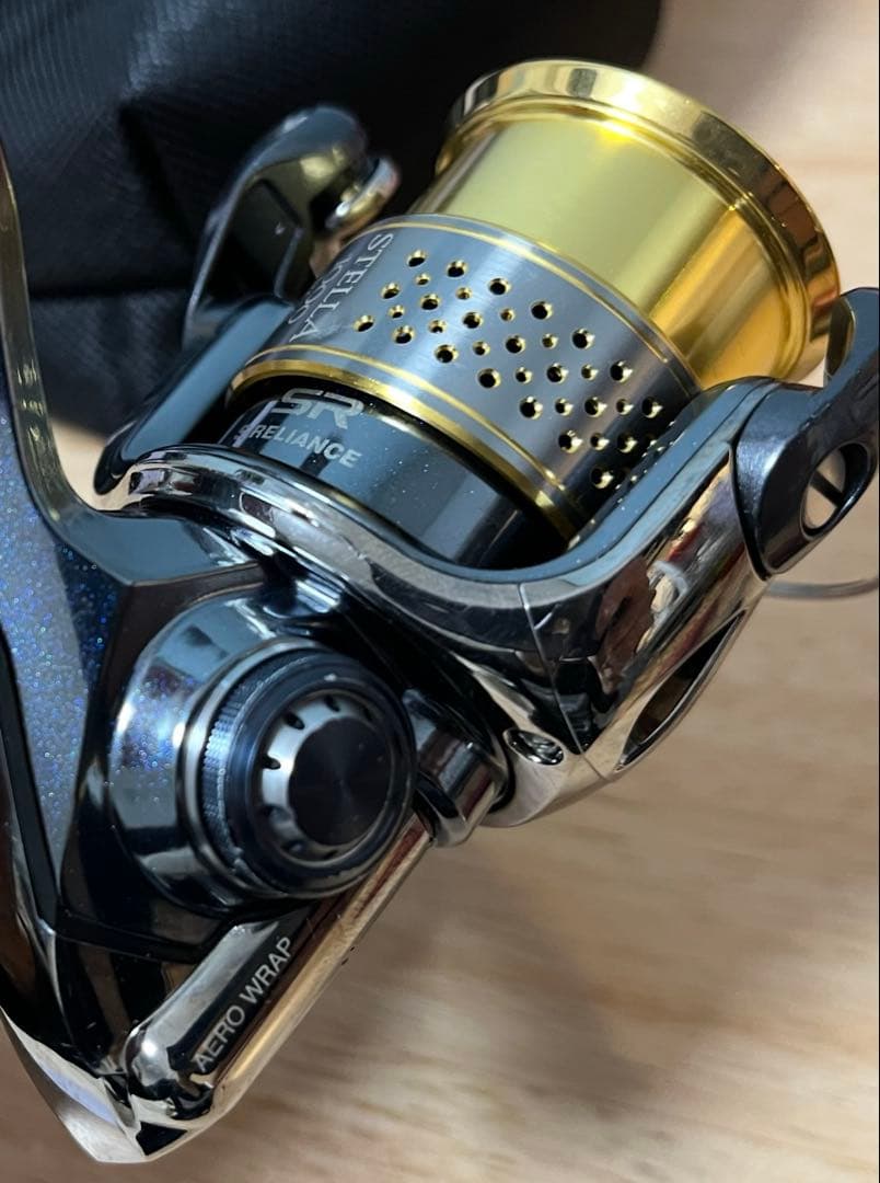 美品！シマノ　10ステラ1000PGS