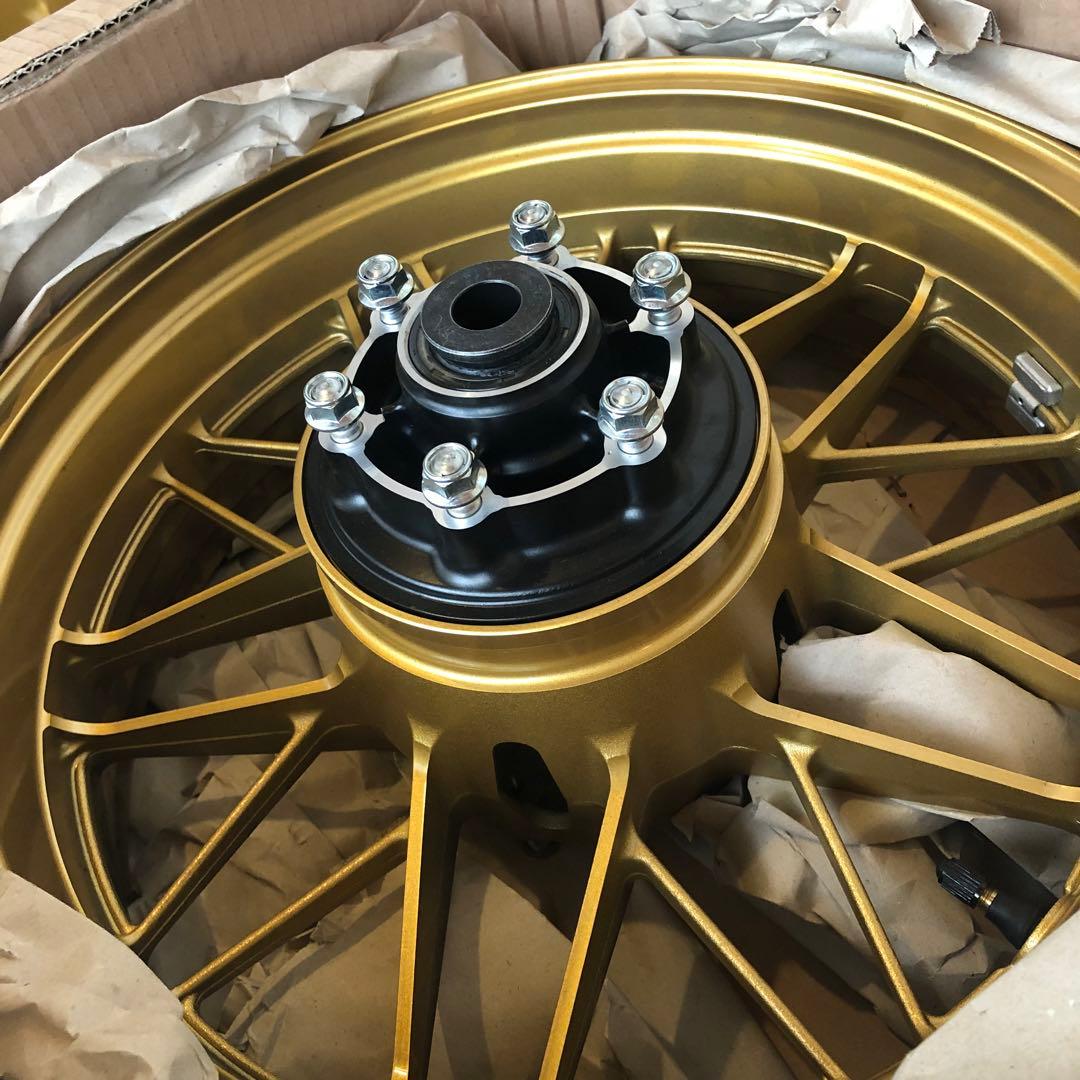 @*n様 z900rs se フロント、リア　ホイールセット　美品♪