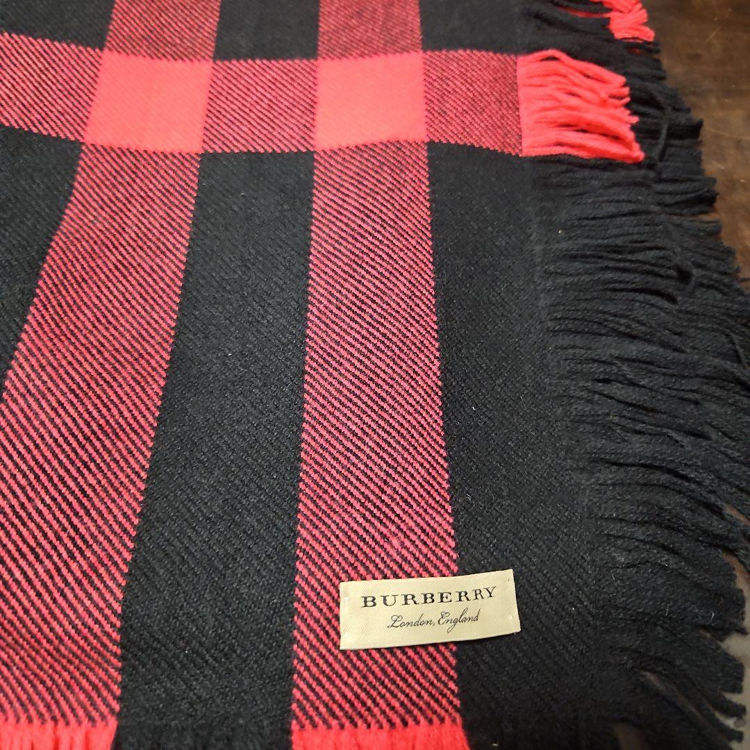 BURBERRY　ダブルフリンジロングマフラー