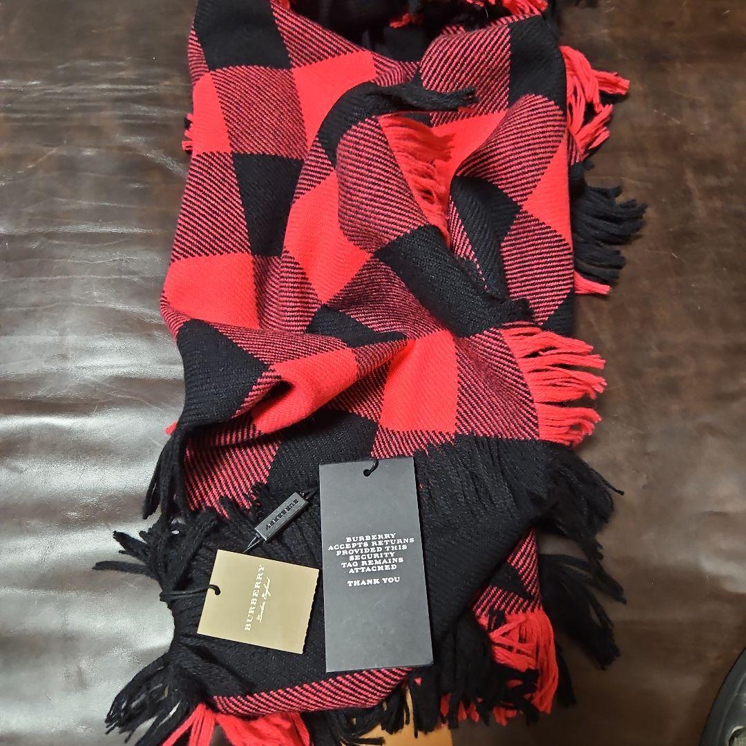 BURBERRY　ダブルフリンジロングマフラー