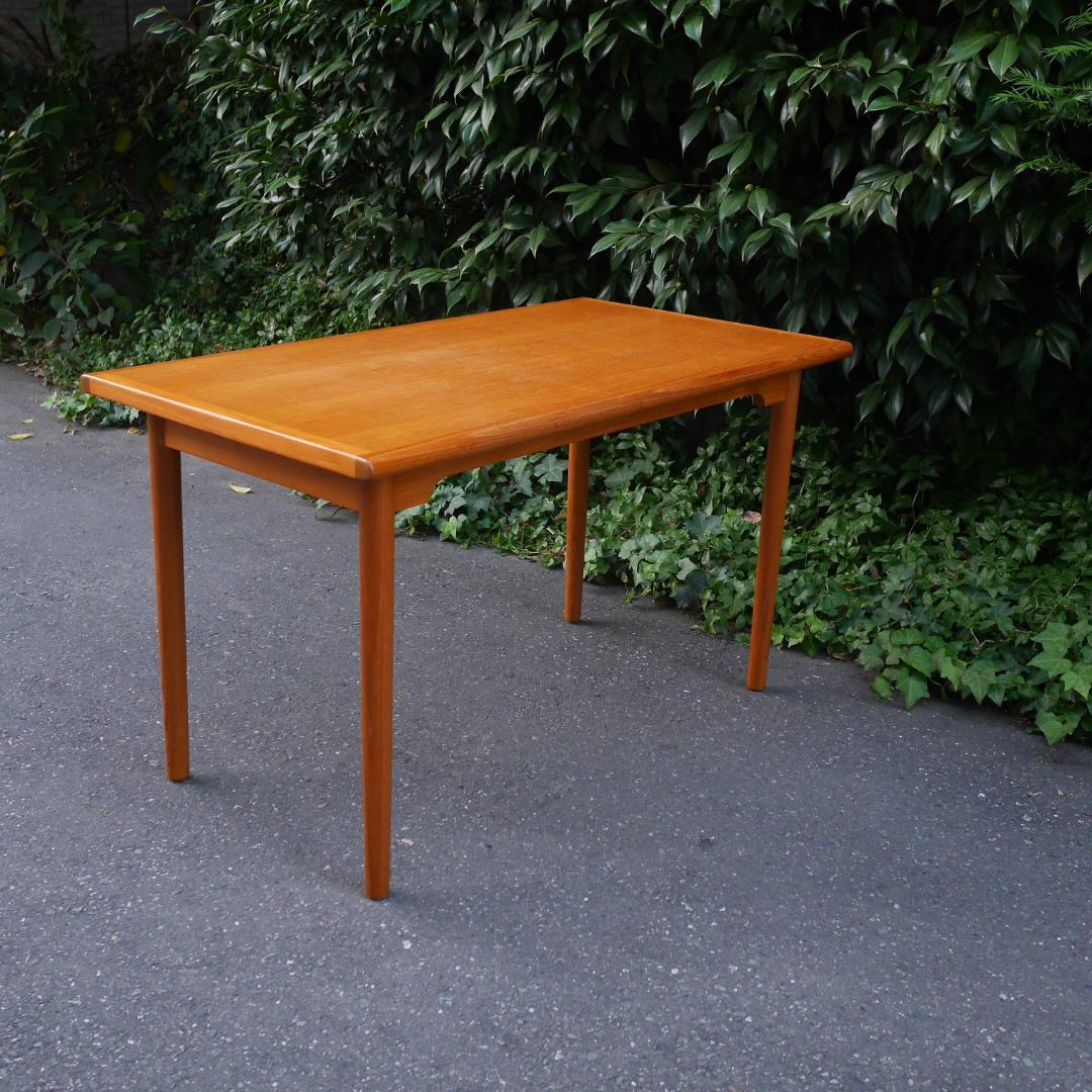 CHLOROS クロロス コーヒーテーブル チーク材 北欧 センターテーブル