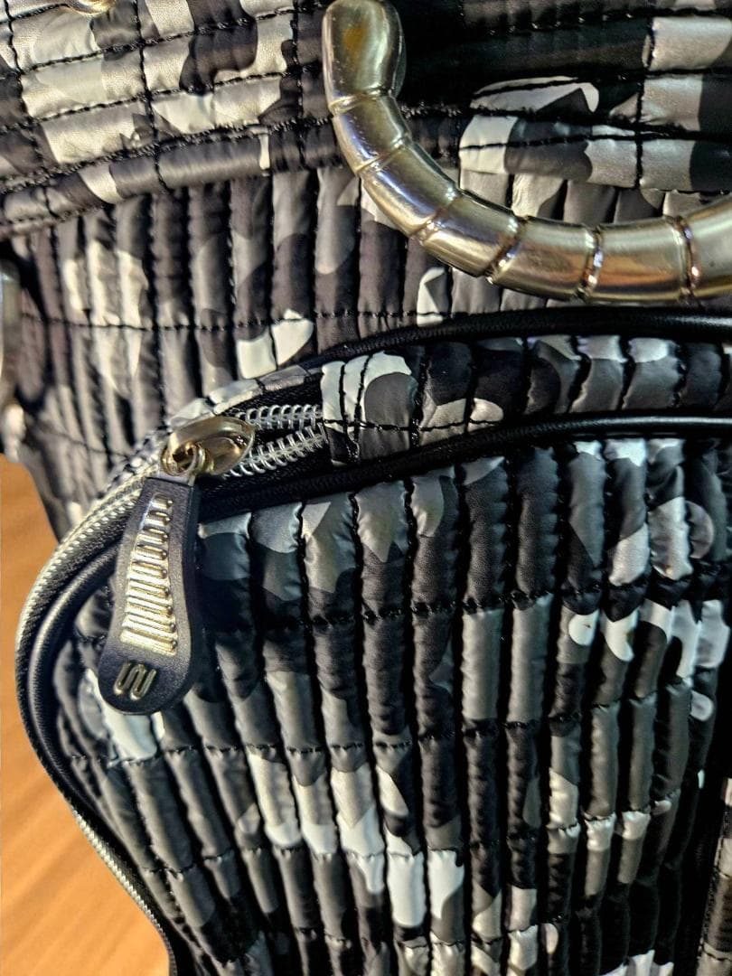 素人ゴルファー送料無料/超お　展示品未使用　OUUL 迷彩柄 ゴルフバッグ