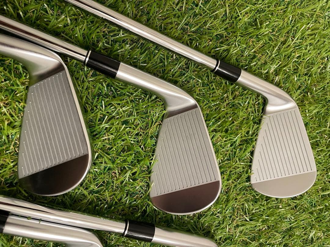 大人気　ダンロップ スリクソン ZXi5 アイアン 6本 モーダス105S