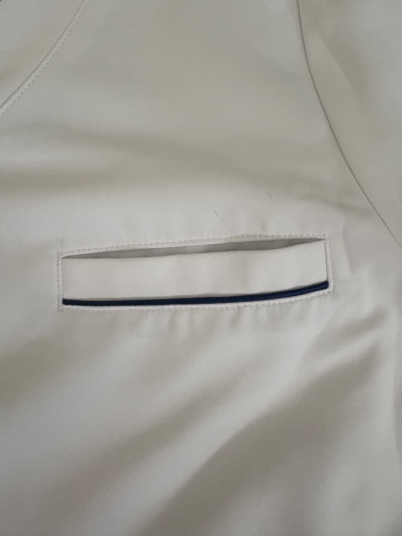 マタニティ　スクラブ上下2セット