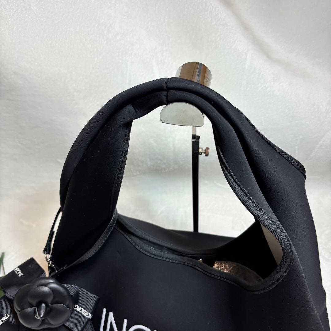 【じゅりママ】インゲボルグ雨を楽しむトートバッグ新品未使用ポーチ、タグ付き